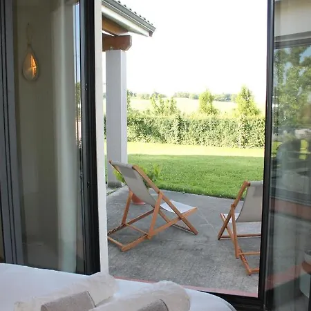 Nocleg ze śniadaniem La Naillousaine 4*